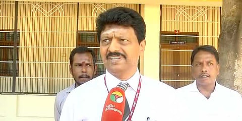 ஈபிஎஸ், ஓபிஎஸ் இல்லாத அமைச்சரவை வேண்டும்: திவாகரன்