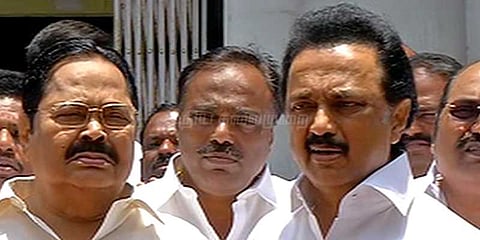 குறுக்கு வழியில் நம்பிக்கை வாக்கெடுப்பு நடத்த முயற்சி -  ஸ்டாலின் கண்டனம்