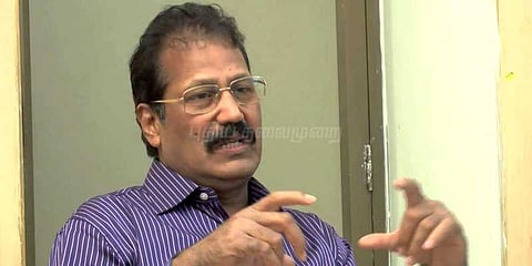 18 எம்.எல்.ஏக்கள் நீக்கம் தவிர்க்க இயலாதது: கிருஷ்ணசாமி