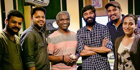 ஹீரோ பாடகரானார்; பாடகர் ஹீரோவானார் 