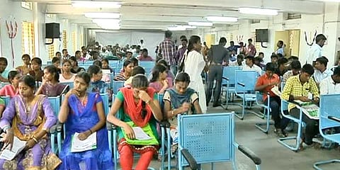 அனுமதி பெறாமல் 71 கல்லூரிகள் கட்டடங்கள்: அதிர்ச்சித் தகவல் 