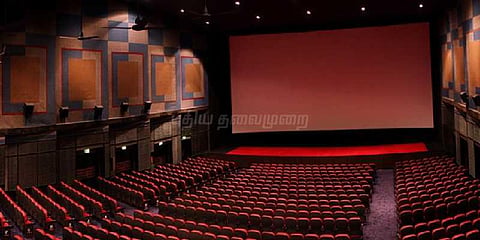 பழைய கட்டணத்தில் சினிமா டிக்கெட்: வரியை ஏற்க மறுக்கும் திரையரங்குகள்
