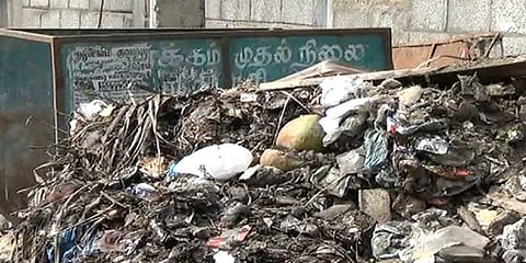 சென்னை மேடவாக்கத்தில் குப்பைக் கழிவுகள்:பொதுமக்கள் அவதி
