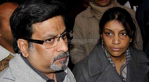 ஆருஷி கொலை வழக்கில் பெற்றோர் விடுதலை: அலகாபாத் உயர்நீதிமன்றம் தீர்ப்பு..!