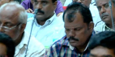 ஆலோசனைக் கூட்டத்தில் தூங்கி வழிந்த அதிகாரிகள்