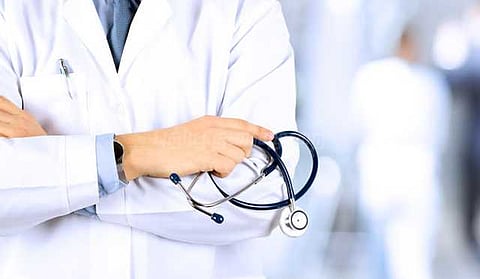 காலி மருத்துவர் பணியிட வழக்கு: விபரங்களைத் தாக்கல் செய்ய தலைமை நீதிபதி அமர்வு உத்தரவு 