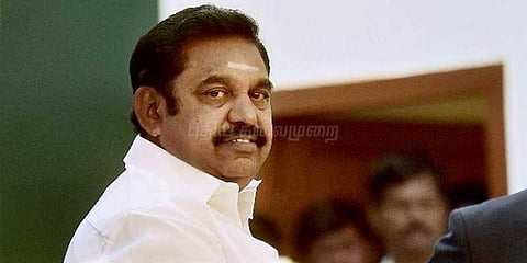 முதலமைச்சர் பழனிசாமி சென்றபோது லிப்டில் கோளாறு..!