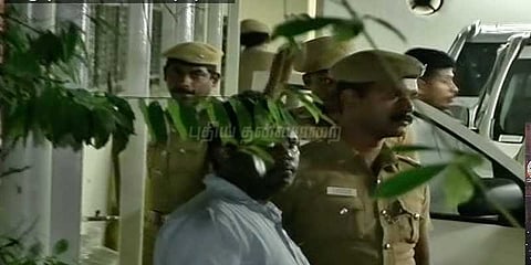 வருமானவரித்துறை சோதனை: கோடநாடு பங்களாவுக்கு சீல்!