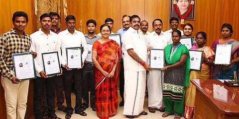 199 இளநிலை உதவியாளர்கள்: பணி நியமன ஆணைகளை வழங்கினார் முதலமைச்சர்