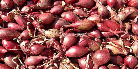 ஏறுமுகத்தில் சின்ன வெங்காயம் விலை: பொதுமக்கள் அவதி