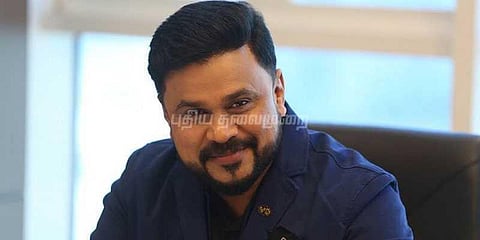 துபாயில் ஓட்டல் திறப்பு விழா: பாஸ்போர்ட் கேட்டு திலீப் மனு
