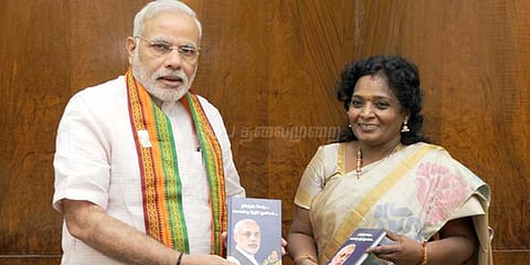 ஆர்.கே.ந‌கரில் ‌பிர‌பலமான வேட்பாளர்: தமிழிசை தகவல்