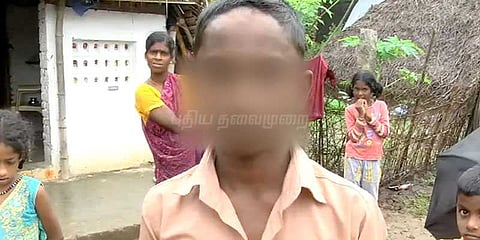 பள்ளி மாணவரின் தலைமுடியை வெட்டிய ஆசிரியை மீது புகார்