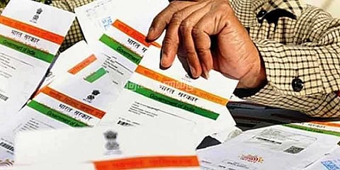 ஆதாருடன் 14 கோடி பான் எண்கள் இணைப்பு