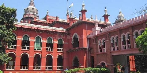 புத்தாண்டு நள்ளிரவில் கோயில்களைத் திறக்க தடைகோரி மனு: இன்று விசாரணை