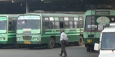 அரசு ஊழியர்கள்-போக்குவரத்து தொழிலாளர்கள் இடையே ஊதிய இடைவெளி!
