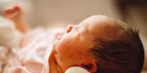 வறுமையால் ரூ.15,000க்கு பச்சிளங்குழந்தையை விற்ற தந்தை  