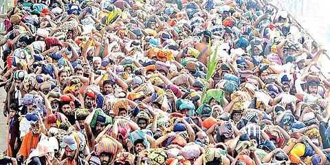 சபரிமலையில் மகர ஜோதி தரிசனம்: லட்சக்கணக்கான பக்தர்கள் தரிசனம்