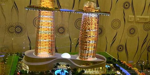 65 அடுக்கில் ஷாப்பிங் மால்களுடன் பிரம்மாண்ட வர்த்தக மையம்! 