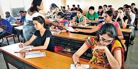 நீட் என்னும் உத்தம வில்லன்: அதிர்ச்சி தரும் உண்மை நிலவரம்
