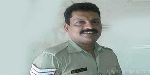 ரோட்டில் தவித்த கர்ப்பிணிக்கு உதவிய போலீஸ்: காரில் பிறந்தது அழகான குழந்தை!