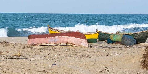 தமிழகத்தில் மீன்பிடித் தடைகாலம் தொடக்கம்