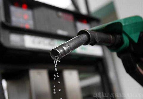 ஒரேயடியா உயரப் போகுது பெட்ரோல் விலை