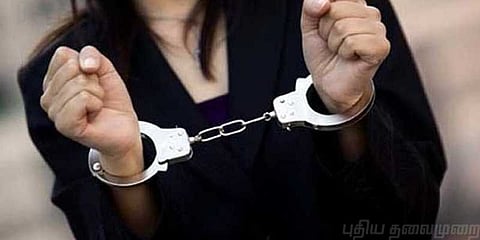 காதலுக்கு தொந்தரவு கொடுத்த கணவன் கொலை: மனைவி கைது