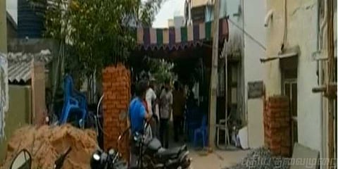 கொசுவர்த்தியால் ஏற்‌பட்ட விபரீதம்: இருவர் உயிரிழப்பு
