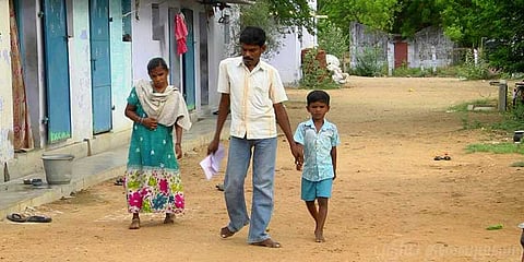 உதவித் தொகைக்காக அலைக்கழிக்கப்படும் அவலம் ! மாற்றுத்திறன் தம்பதியின் வேதனை