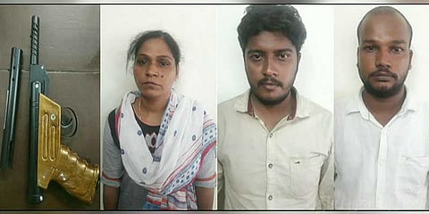 கள்ளக் காதலனைக் கொல்ல கள்ளத் துப்பாக்கி ! 