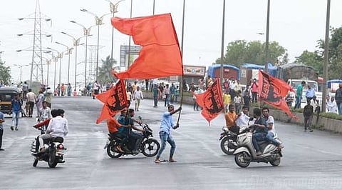வன்முறையில் மராத்தா இட ஒதுக்கீடு போராட்டம்