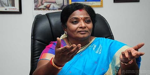 பாஜகவுக்கு எதிராக முழக்கமிட்ட பெண்ணுக்கு 15 நாள் காவல்
