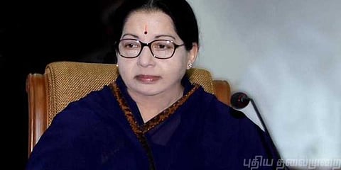 ஜெயலலிதா கை அசைத்தாரா? - விசாரணையில் ஆணையம்