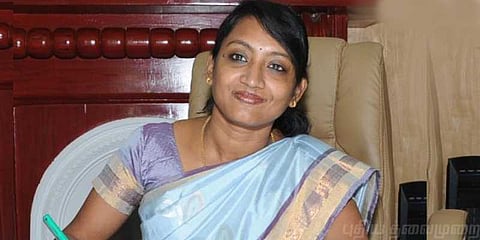 குறிஞ்சி திருவிழா : படுக மக்களுடன் பாரம்பரிய நடனமாடிய ஆட்சியர்