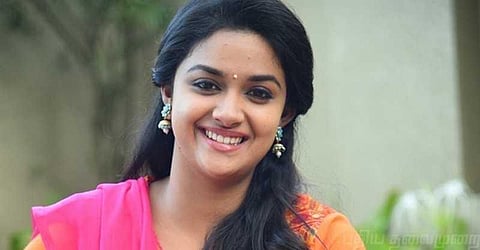 “இது சர்கார் தீபாவளி... போட்றா வெடிய”-  கீர்த்தி சுரேஷ் குஷி