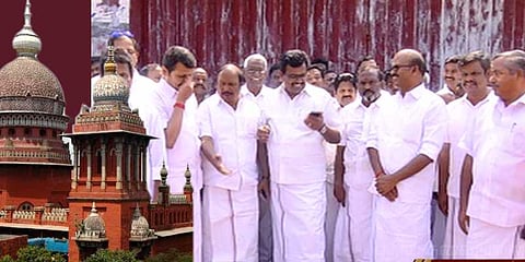 18 எம்.எல்.ஏக்கள் தகுதி நீக்க வழக்கு - காலை 10.30 மணிக்கு தீர்ப்பு !