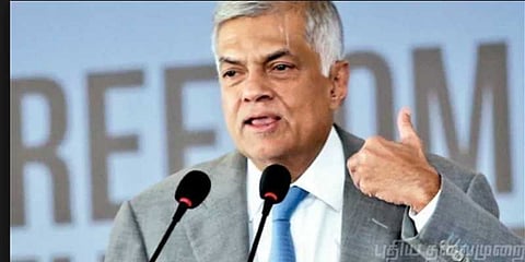 “சிறிசேனாவுக்கு எதிராக நம்பிக்கையில்லா தீர்மானம்”  - ரணில் விக்ரமசிங்கே புதுவியூகம்