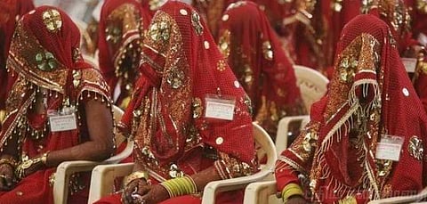 குழந்தை திருமணத்திற்கு தடையில்லை- பாஜக வேட்பாளரின் வாக்குறுதியால் சர்ச்சை..!