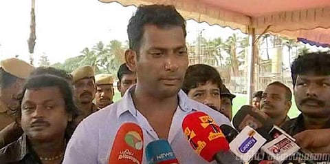 “இளையராஜா நிகழ்ச்சியை தடுக்கவே இந்தப் போராட்டம்” - விஷால் புகார்
