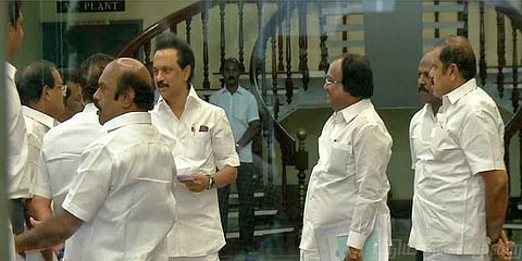 அதிமுக-பாஜக கூட்டணி கொள்ளைக் கூட்டணியா? - ஸ்டாலின் கேள்வி  