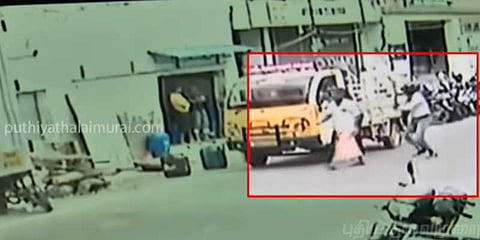 ஜோசியரை வெட்டிக் கொன்றது ஏன்? - கொலையாளியின் கோரப் பின்னணி..!