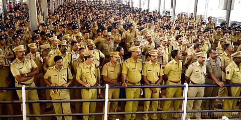 சபரிமலையில் இன்று மண்டலப் பூஜை : பலத்த பாதுகாப்பு