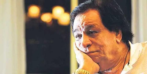 பிரபல இந்தி நடிகர் காதர் கான் பற்றி வதந்தி: மகன் மறுப்பு!