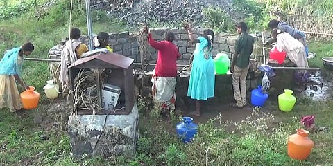 குடிநீர்கூட கிடைக்காமல் தவிக்கும் அலக்கட்டு மலைக்கிராமம் 