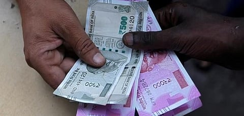 மீண்டும் ஆட்சி அமைந்தால் இலவச ஊதியம்: சிக்கிம் முதல்வர்