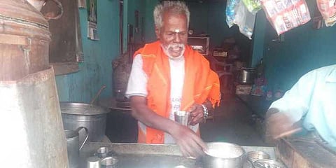 ஒரு ரூபாயில் ‘டீ’  - முதியவரின் 20 வருட சேவை