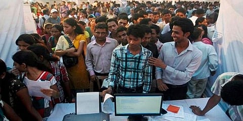 13 கேண்டீன் வெயிட்டர் பணிக்கு 7 ஆயிரம் பேர் விண்ணப்பம் 