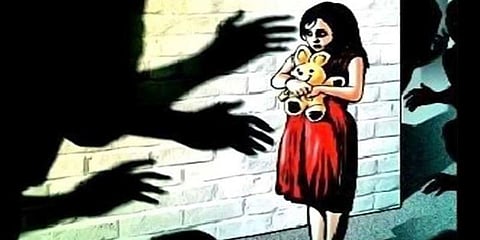 காப்பகத்தில் பெண் குழந்தைகளுக்கு பாலியல் தொல்லை கொடுத்து கொடூரம்