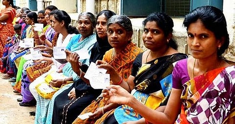 மூன்று சட்டப்பேரவை தொகுதிகளுக்கு ஏன் இடைத்தேர்தல் இல்லை ? என்னென்ன வழக்குகள் ?